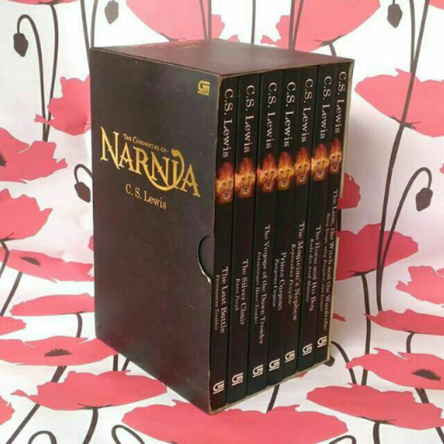 Novel Chronicle of Narnia Box Set