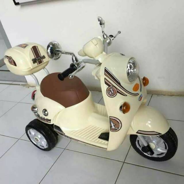 Motor aki Anak Scoopy 388 FREE_PELAPIS_BAN