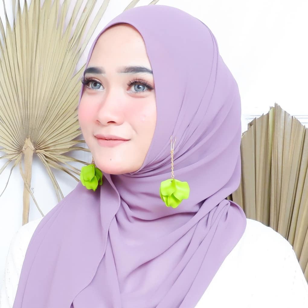 aksesoris anting hijab keping daun hijau