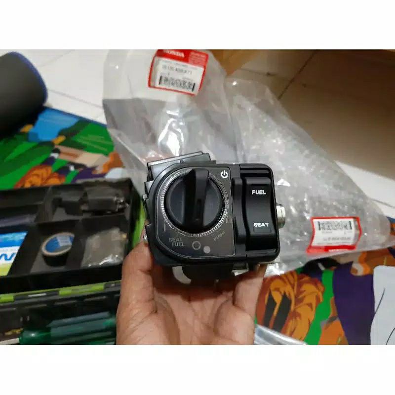 switch assy handle kunci kontak keyless asli PCX 150 New K97 - ADV 150 K0W Original