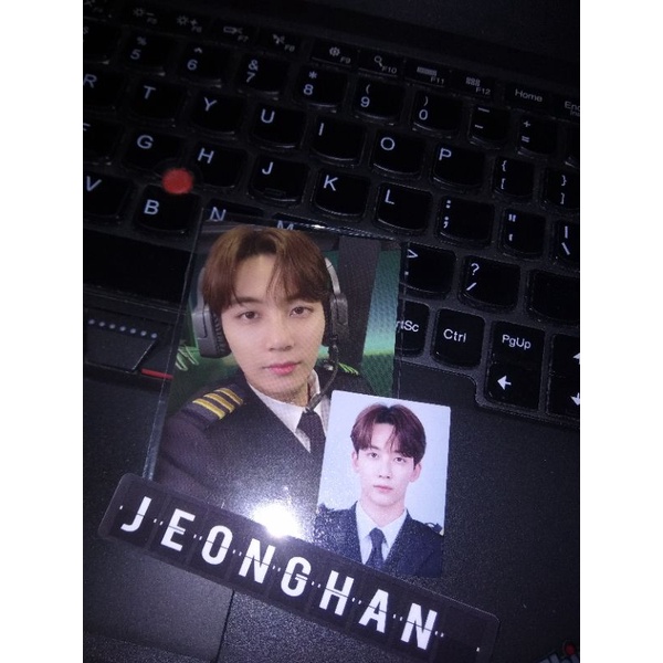 Jeonghan Pilot Set