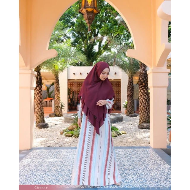 Cierra.Id Naima Dress