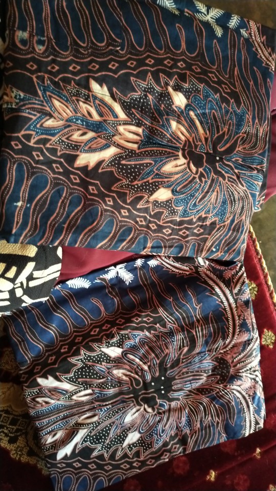 Kemeja Batik Spesial Navy / Batik Pria Lengan Panjang / Baju Batik Pria / Seragam Batik