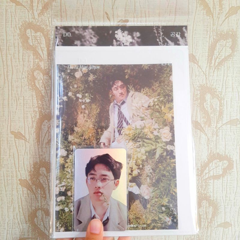 EXO - MD D.O. Kyungsoo Empathy Postcard + Hologram Photocard