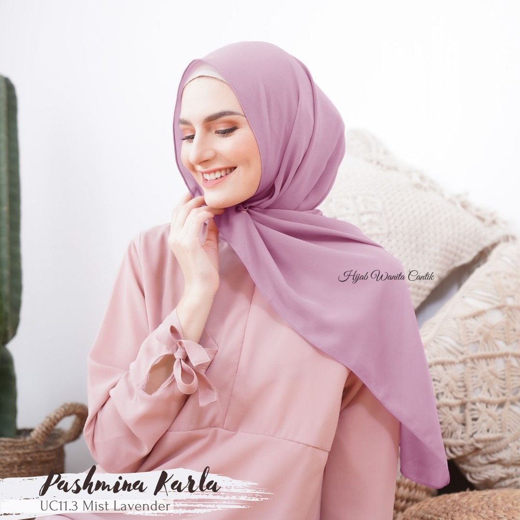 Hijabwanitacantik - Pashmina Karla (dengan kancing) | Pashmina Cerutti Premium | Hijab
