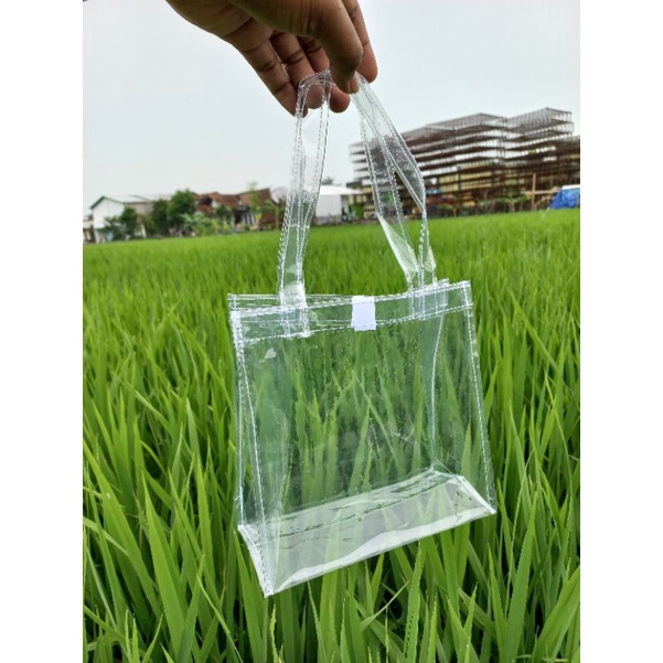 

Tas Wedding Souvenir Ulang Tahun Termuran BANTING HARGA 20x10x20