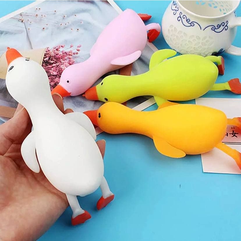 Squishy Duck Bebek Fidget Toy Mainan Anak Pop It Stress Relief Ball