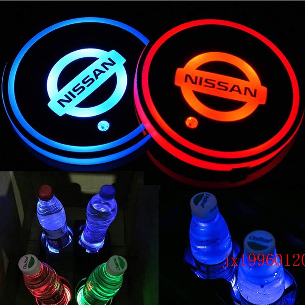 1 / 2 Pcs Bantalan Air Anti Slip Dengan Lampu LED Untuk Dekorasi Mobil Nissan