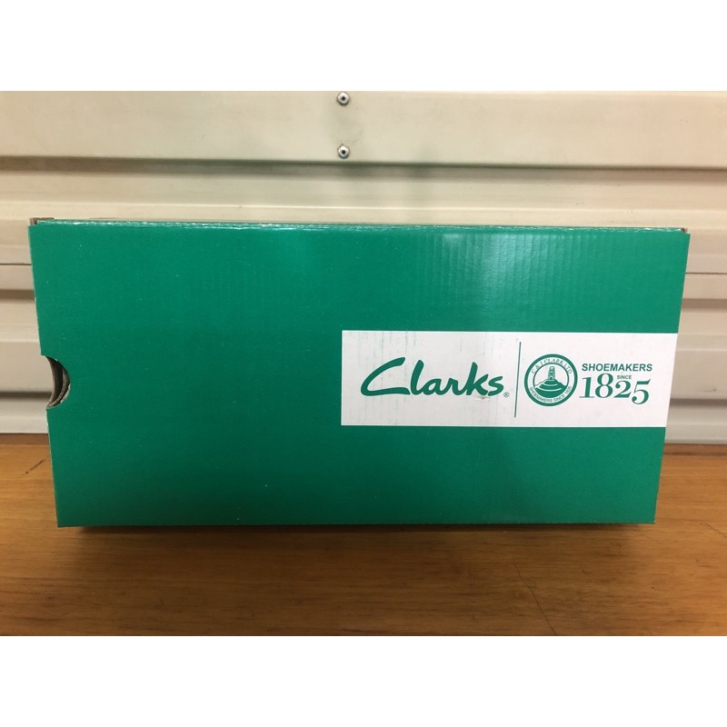 Box Clarks