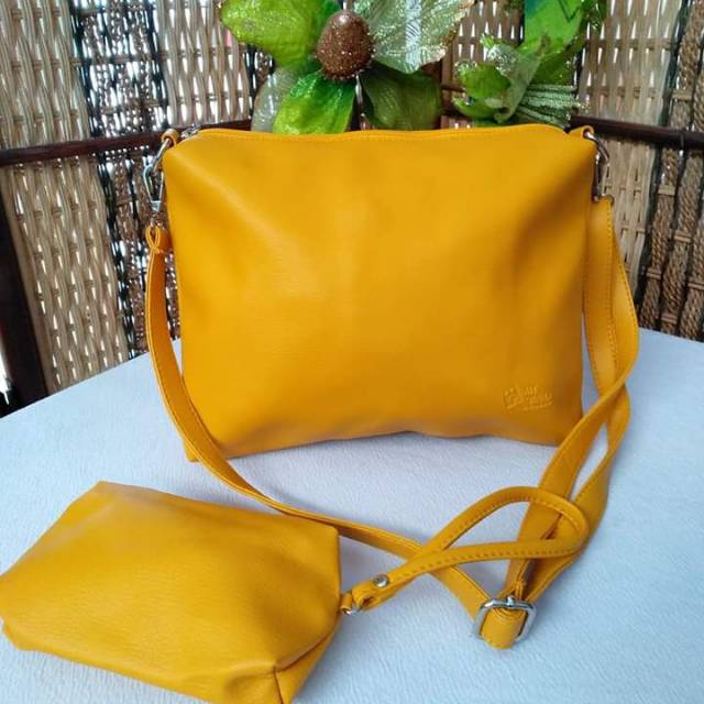 Tas Aruna Free Pouch