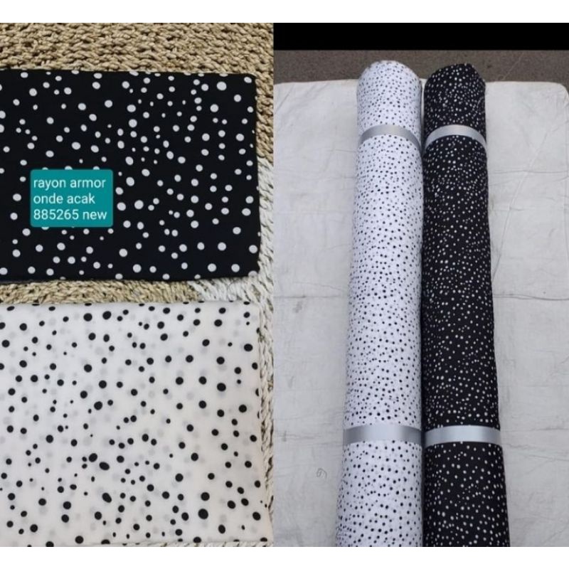 kain Rayon motif polkadot hitam putih