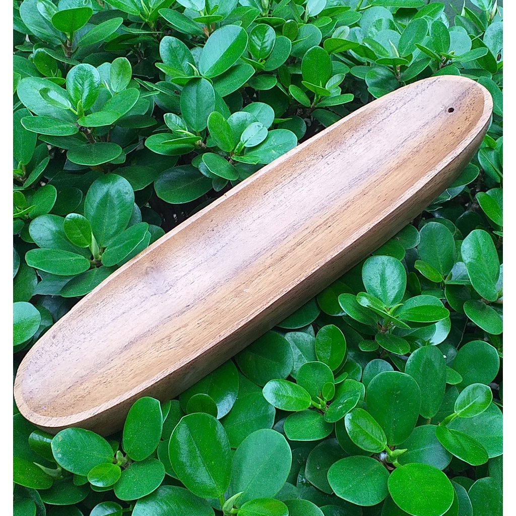 Tempat bakar dupa oval 40 cm.