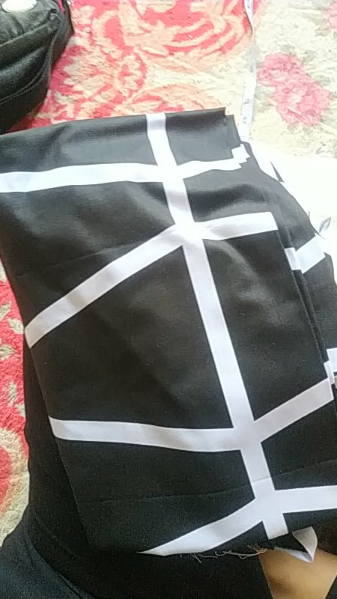 Bahan Kain Sprei Katun Lokal Motif Prisma Prismatic