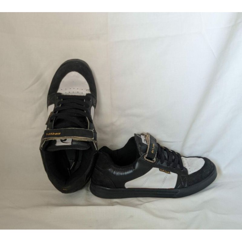 Sepatu RIP CURL Second Size 40