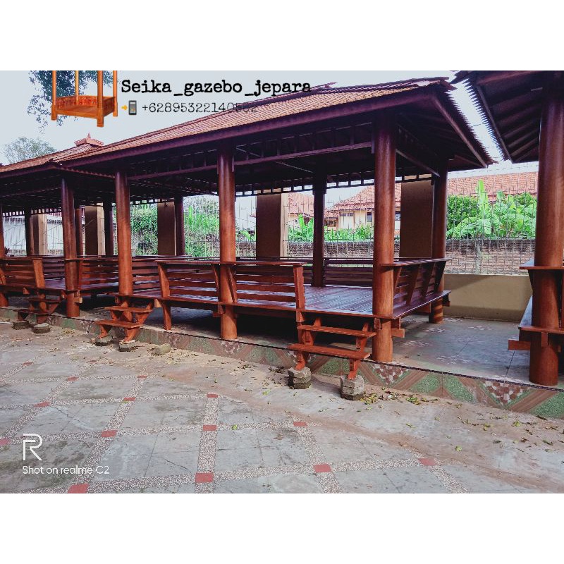 Gazebo kayu glugu/kelapa minimalis