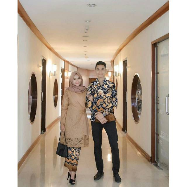 Batik couple Krisna