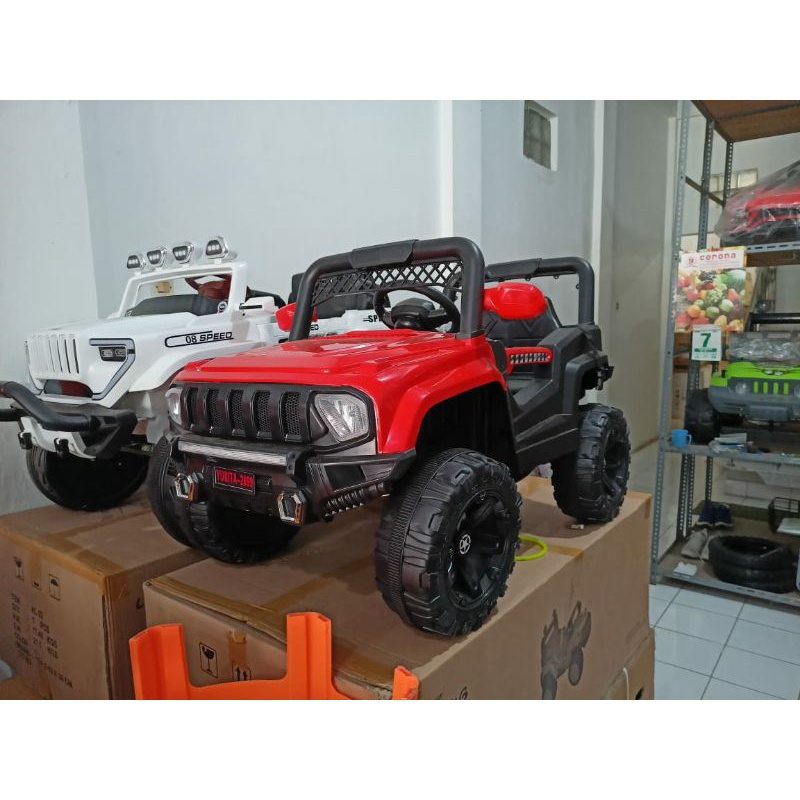 MOBIL AKI YUKITA 2699