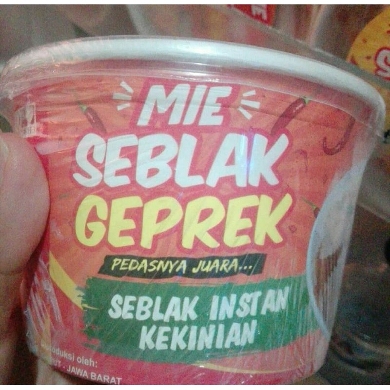 

mie seblak geprek