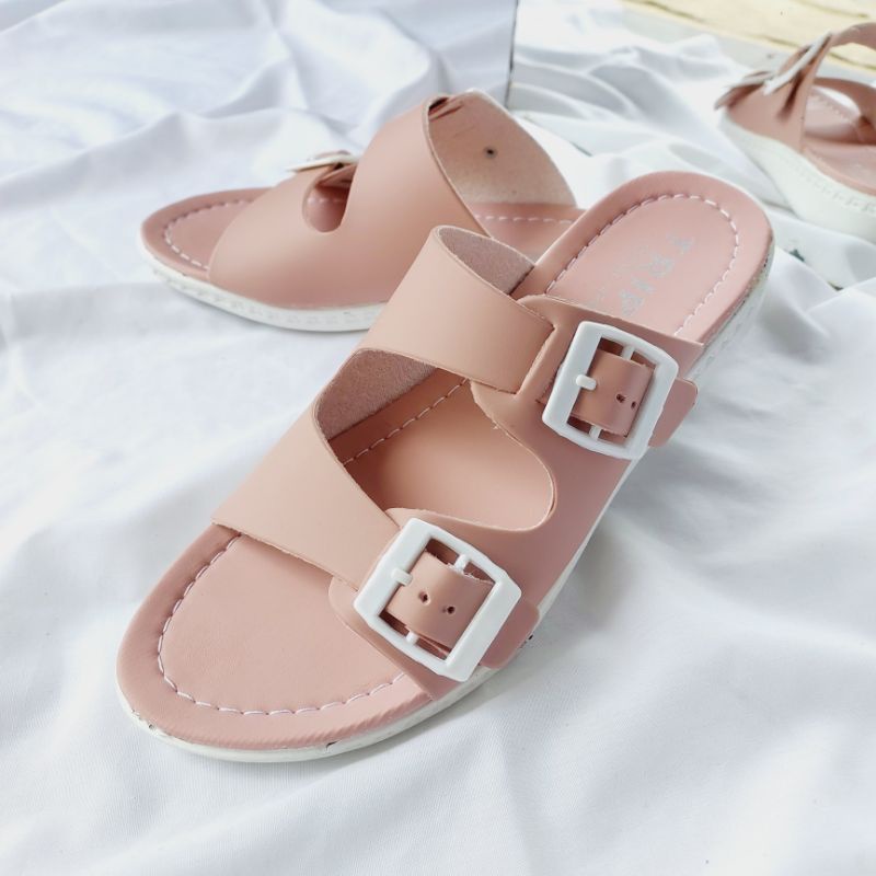 Sandal Wanita Trendy Ban 2 Variasi Gesper Pastel Colors (Adelia 02)