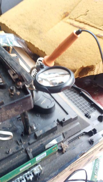 Alat Pegangan Solder Stand Solder Murah