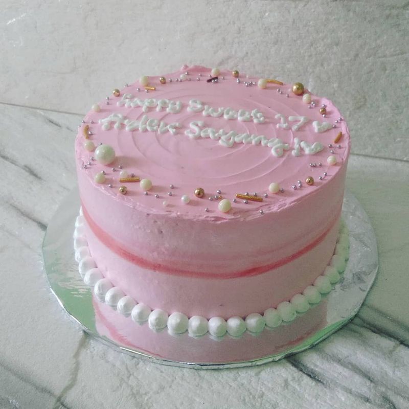 

Kue Ulang Tahun 14cm