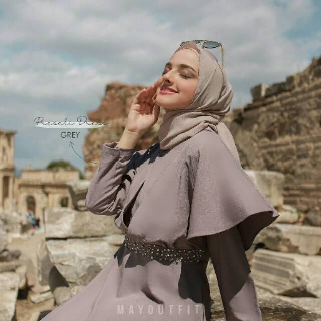 Preseli Dress grey by mayoutfit