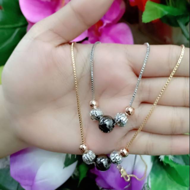 Xuping Kalung Bola hitam