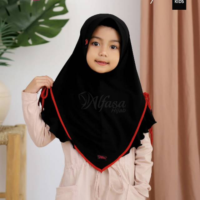 Bergo Humaira kids