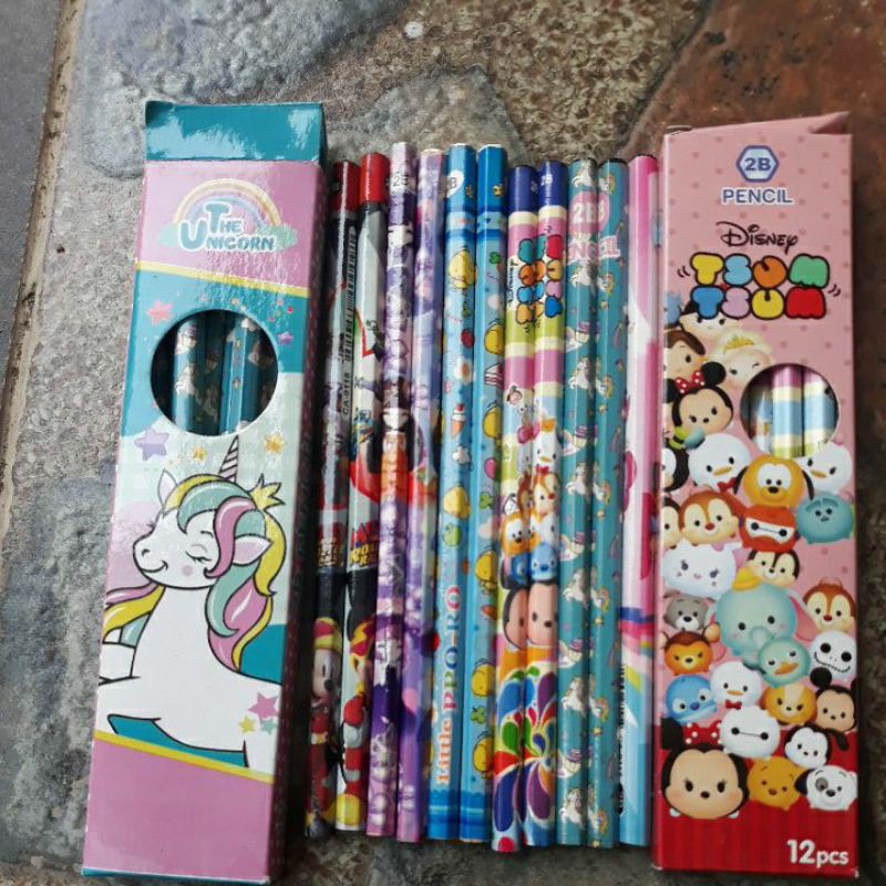 

Pensil Karakter