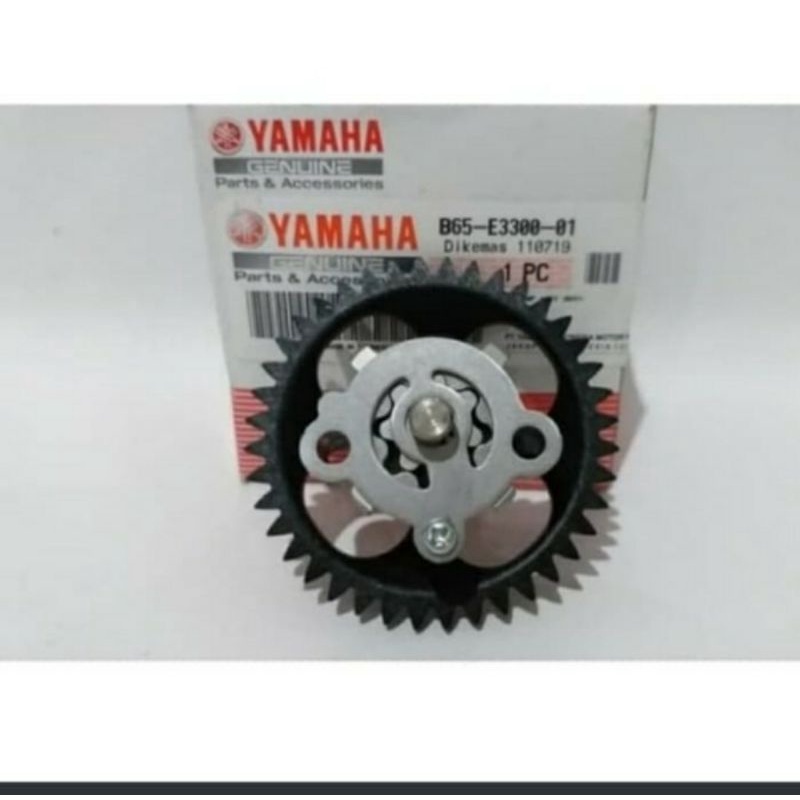 GEAR POMPA OLI YAMAHA AEROX 155 ORIGINAL YAMAHA