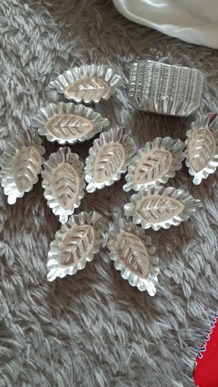 20pcs Cetakan Nastar / Loyang Nastar ( Daun)