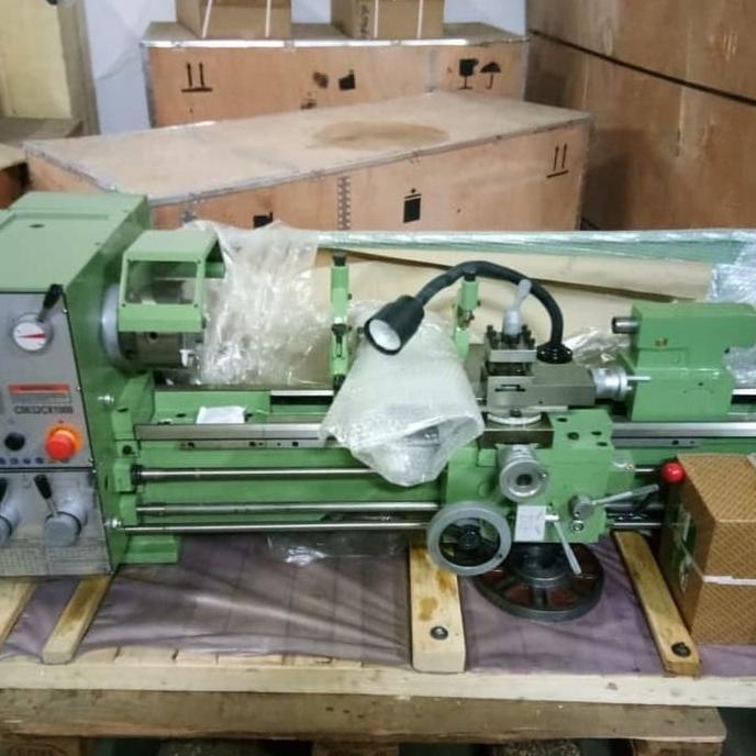 Mesin Bubut CO 632 C Long 1 Meter ( Bench Lathe ) MESIN BUBUT BESI CO