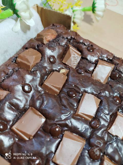 Brownies Bella Brownies Panggang Melted Premium 2 Topping