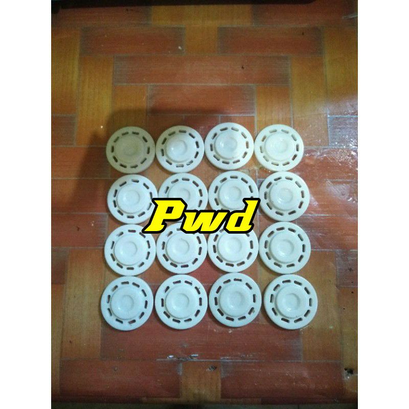 weldop miniatur L300 dan truk plastik model Adi Putro