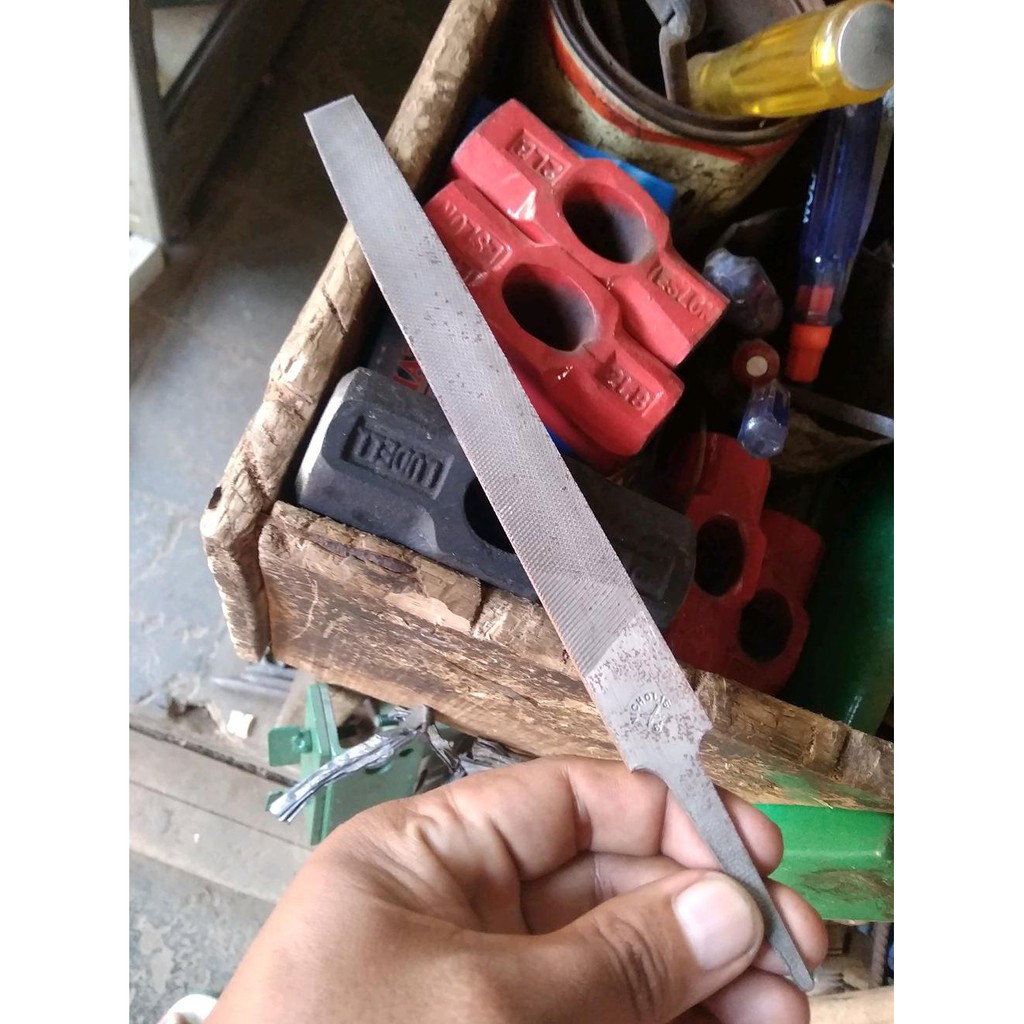 kikir plat HPL 8 inc