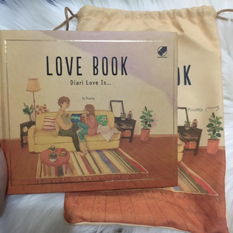 LOVE BOOK DIARI LOVE IS BY PUUUNG (BAHASA INDONESIA) | PRELOVED