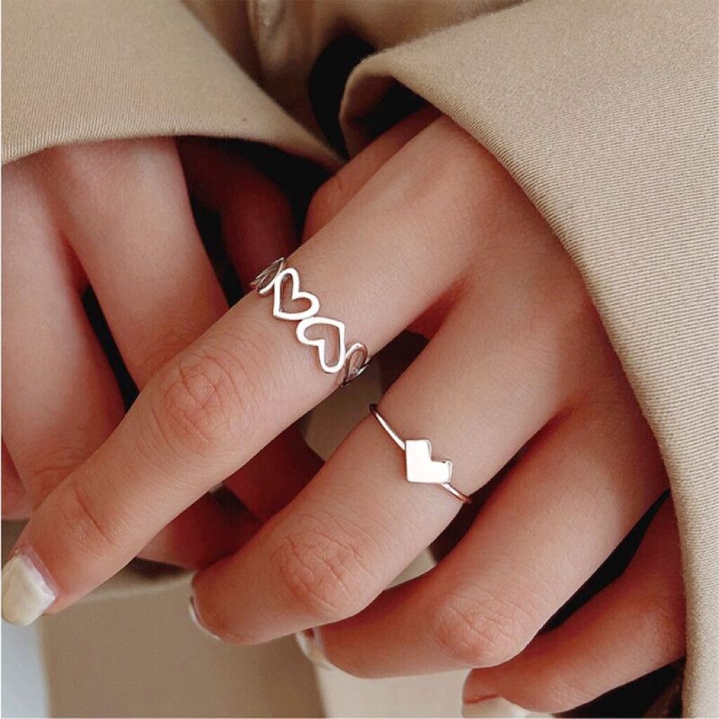 IFYOU 2pcs / Set Cincin Pasangan Desain Love Butterfly Gaya Vintage Untuk Wanita