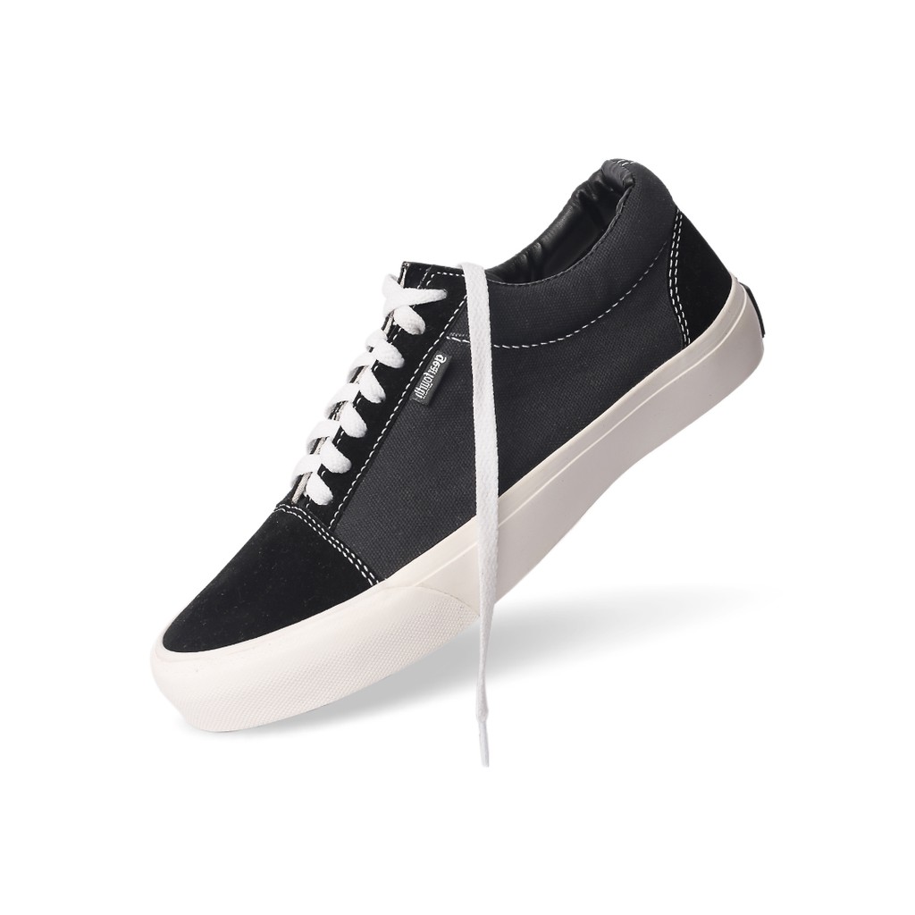 GEARFOURTH Ollie Os Black White I Sepatu Murah Unisex