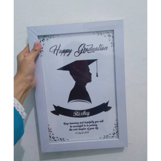 Siluet wisuda / graduation / kado wisuda