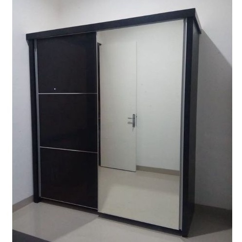 Lemari pakaian Baju HPL hitam mewah minimalis ukuran 180x200 rel gantung pintu 2 sliding cermin