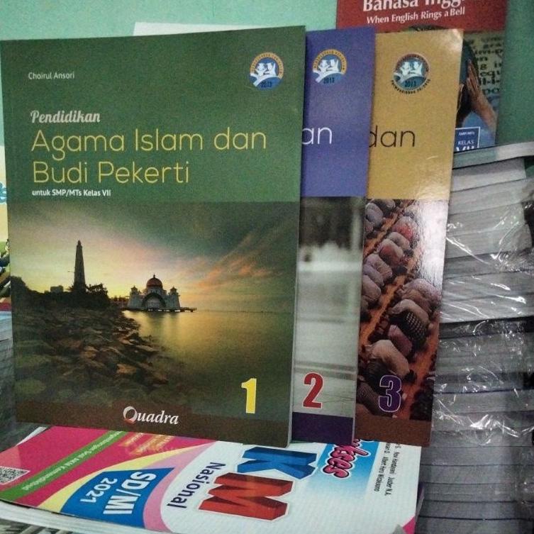 ☻ BUKU PAKET AGAMA ISLAM & BUDI PEKER QUADRA SMP KELAS 7,8,9 ?