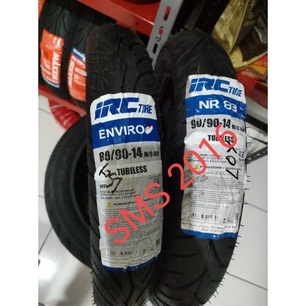 SEPASANG BAN TUBLES DEPAN BELAKANG IRC VARIO BEAT SCOOPY DLL