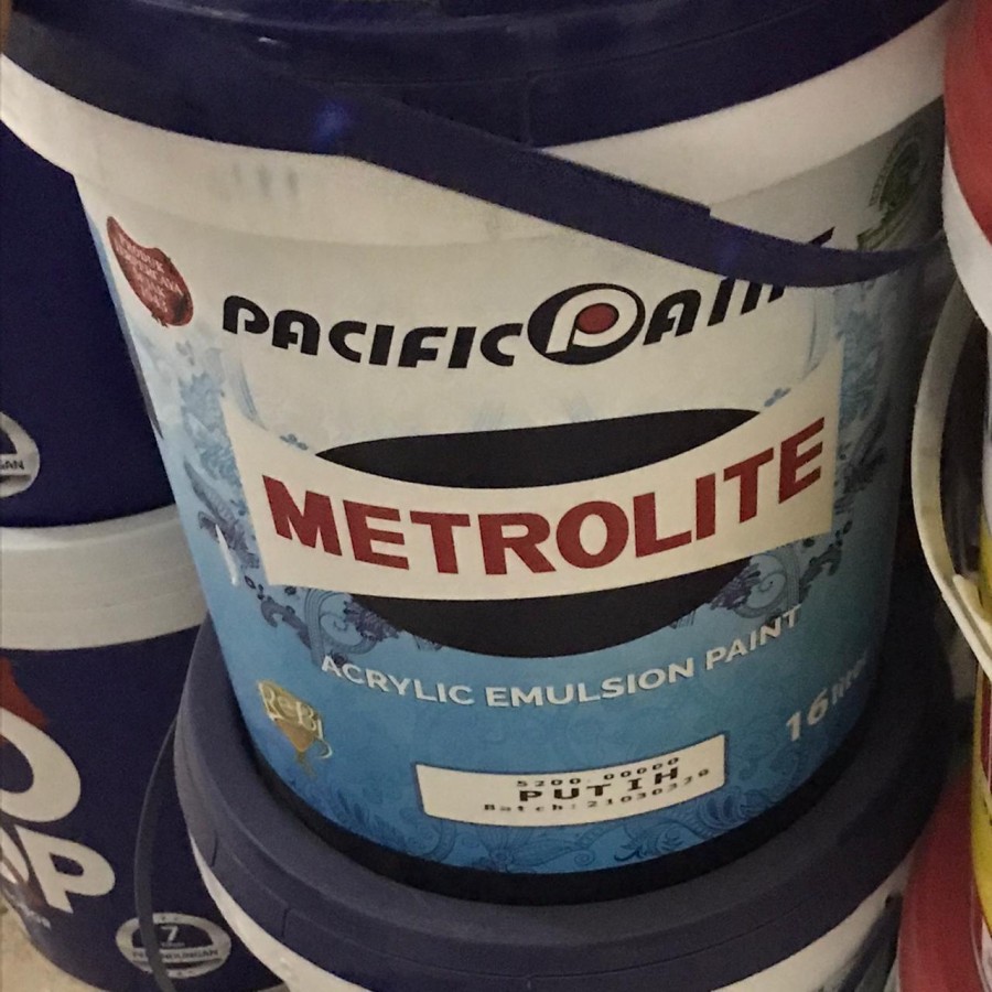 cat tembok metrolite warna putih kebiruan ukuran kecil 16 liter