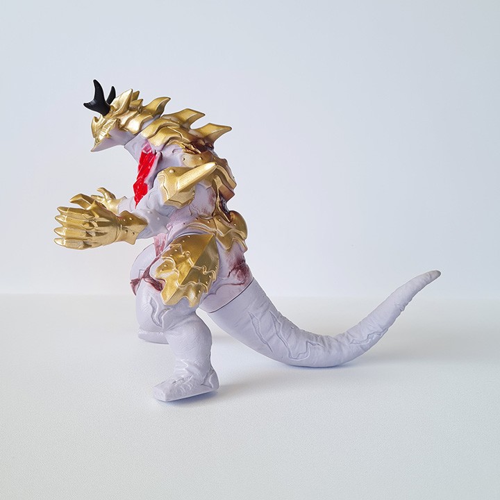 Thunder Killer Figure Ultraman DX Kaiju / Mainan Monster