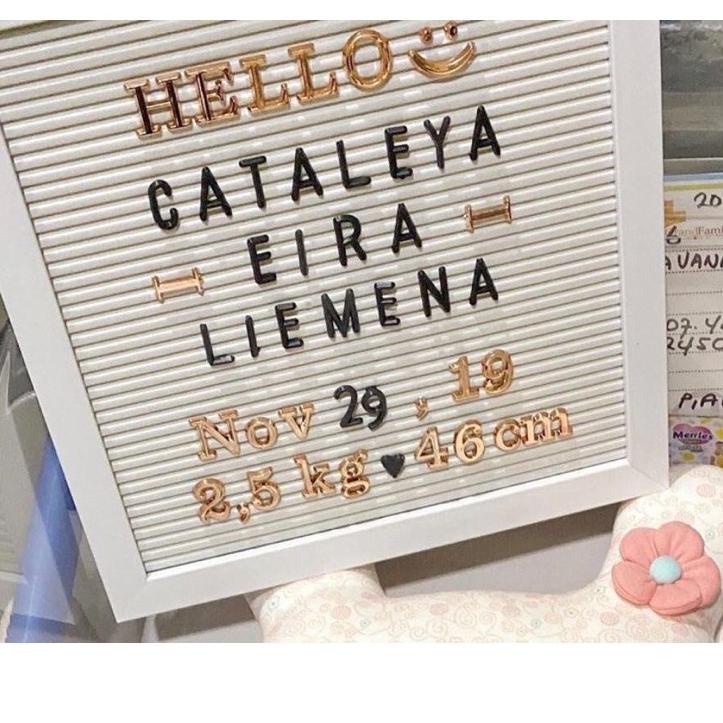 

Miliki all white letter board ..