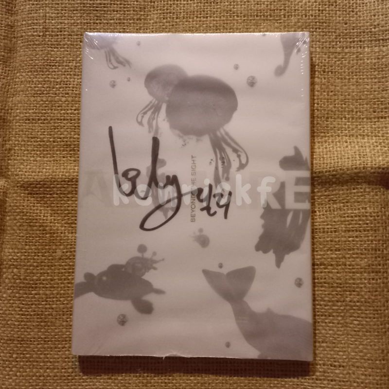 Nmixx album signed admare light version hello 82 Lily sealed