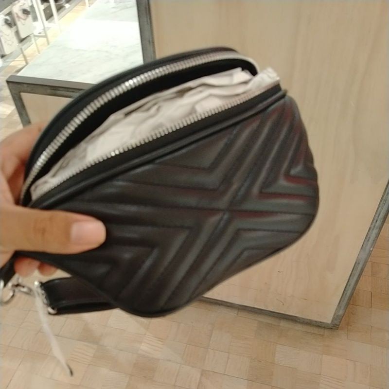 tas wanita pinggang kompek pull&bear Bali original Jtx99010