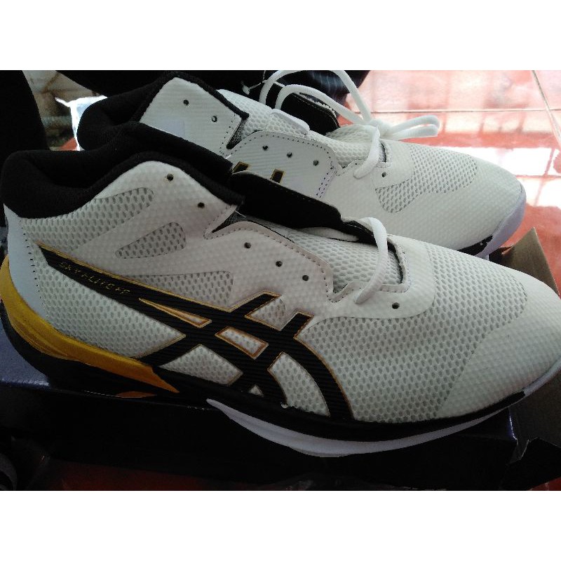 Sepatu Asics Volley import / sepatu voli/ sepatu pria