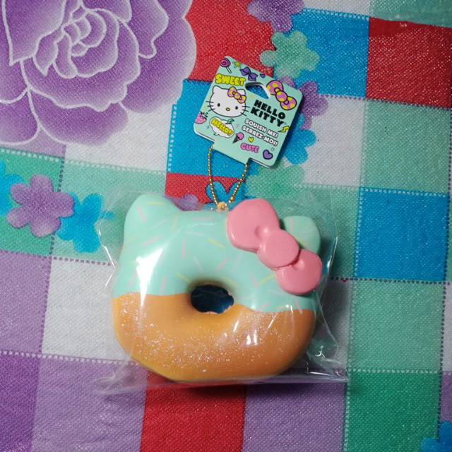

Hello Kitty donut by sanrio 2018