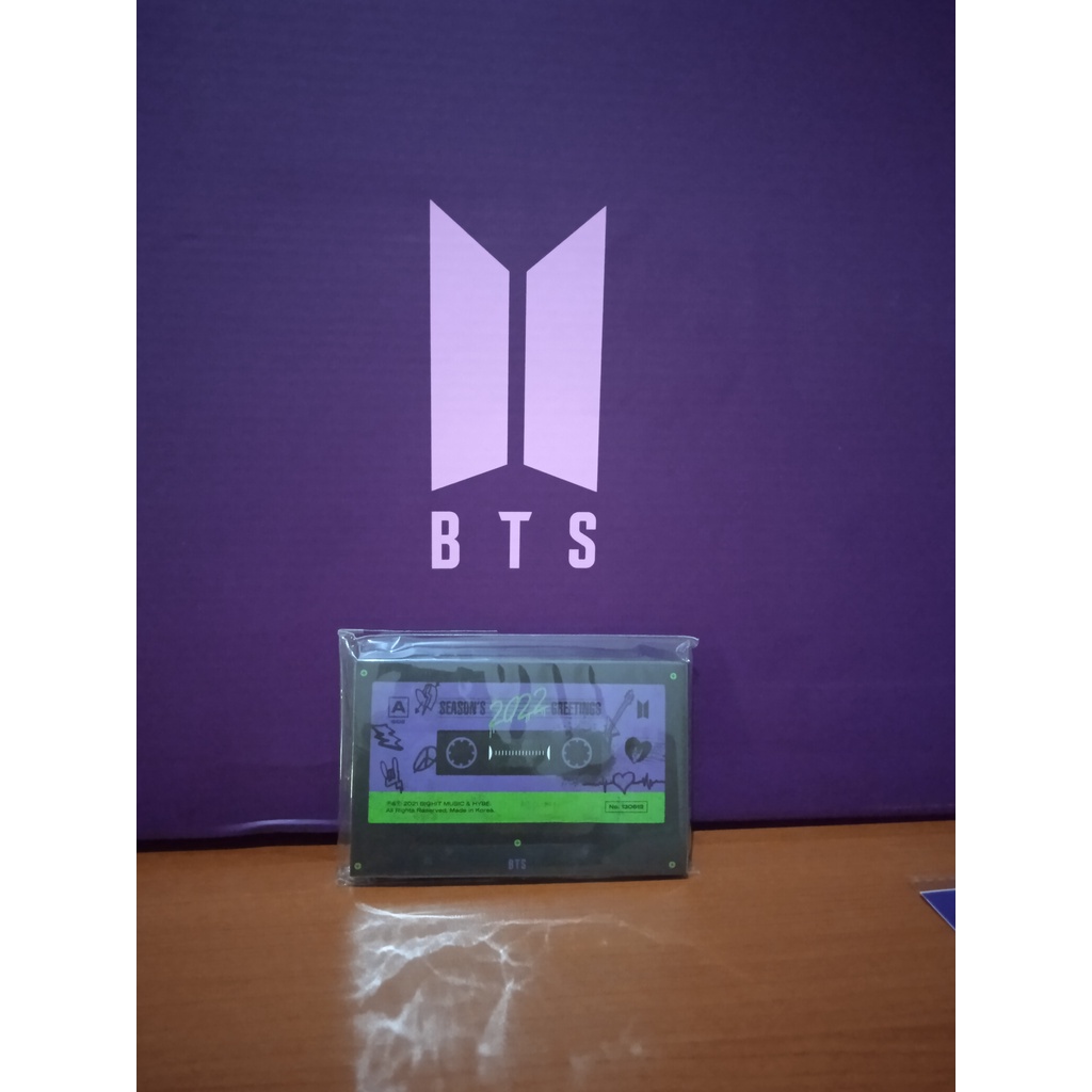 

[READY STOCK] MEMOPAD BTS SEASON GREETINGS 2022